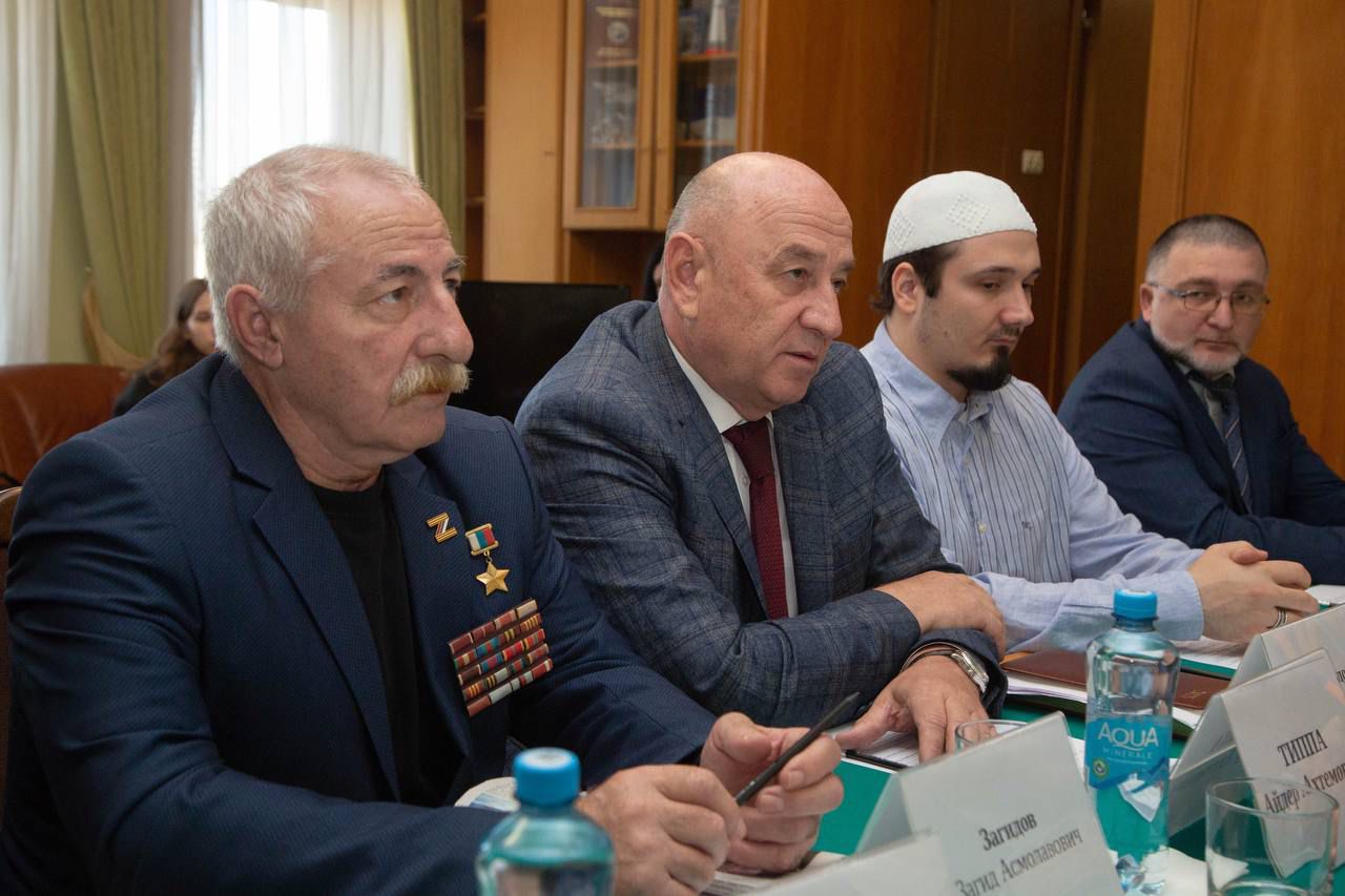 Дагестанская делегация посетила Республику Крым